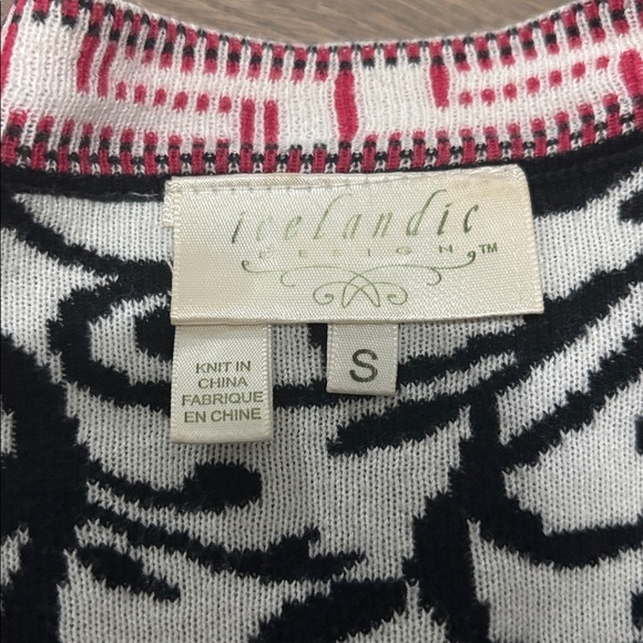 Icelandic cardigan. Metal button up. Small - Picture 7 of 8